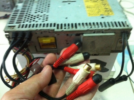 KENWOOD Z909 24Bit CD สไลด์ไฟฟ้า กราฟฟิก ปรับระดับจอได้3ระดับ ฟังชั่นอีกเพียบ ปรีเอ้า 3 ชุด มือ2 ญี่ปุ่น