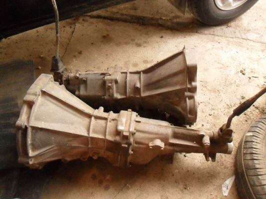 ขาย เกียร์นิสสันขับหลัง เกียร์ธรรมดา5สปีด(มี2ลูก)ลูกละ4,900 สภาพดีทุกตัว ไม่หลุด ไม่แตก ไม่หอน พร้อมใช้ รับประกัน