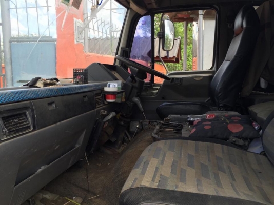 10 ล้อเพลาเดียว 168 แรง HINO KT925 มี 3 คัน วางหัวสิงห์ไฮเทคขายแยกหรือเหมา คันละ 450000