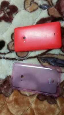 ขออนุญาติขายถูกๆแบ่งกันใช้ nokia lumia 625  ราคา 3200