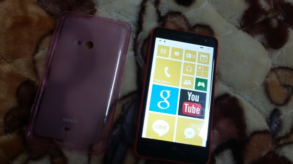 ขออนุญาติขายถูกๆแบ่งกันใช้ nokia lumia 625  ราคา 3200