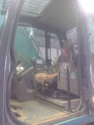 รถขุด KOBELCO SK200-6  S/N YN10-39881  8262HR  2006Y รถนอกนำเข้าจากญี่ปุ่น เข้าไทยแล้วครับ