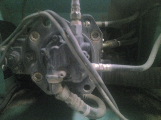 รถขุด KOBELCO SK200-6  S/N YN10-39881  8262HR  2006Y รถนอกนำเข้าจากญี่ปุ่น เข้าไทยแล้วครับ
