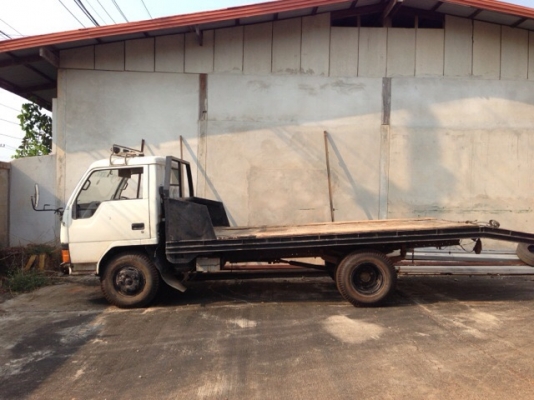 ขายรถหกล้อมิซูบิชิ คอนเตอร์ 100 แรงม้า