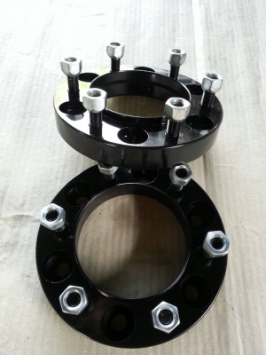 อแดปเตอร์ 6 รู ออก 6 รู หนา 1 นิ้ว มีบ่ากันสั่น สำหรับรถโตโยต้าฟอร์จูนเนอร์ / วีโก้ อแดปเตอร์ 6 รู ออก 6 รู หนา 1 นิ้ว มีบ่ากันสั่น สำหรับรถโตโยต้าฟอร์จูนเนอร์ / วีโก้