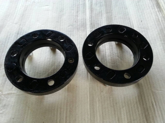 อแดปเตอร์ 6 รู ออก 6 รู หนา 1 นิ้ว มีบ่ากันสั่น สำหรับรถโตโยต้าฟอร์จูนเนอร์ / วีโก้ อแดปเตอร์ 6 รู ออก 6 รู หนา 1 นิ้ว มีบ่ากันสั่น สำหรับรถโตโยต้าฟอร์จูนเนอร์ / วีโก้