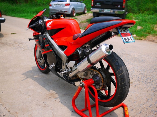 ขาย Nc30 พร้อมทะเบียนแท้ แฟริ่งหน้าแต่ง Rvf แฟริ่งท้าย Sp1 เครื่องสดๆ ท่อสูตร พร้อมล้างคาร์บูเช็ควาวเช็คระบบไฟเรียบร้อย