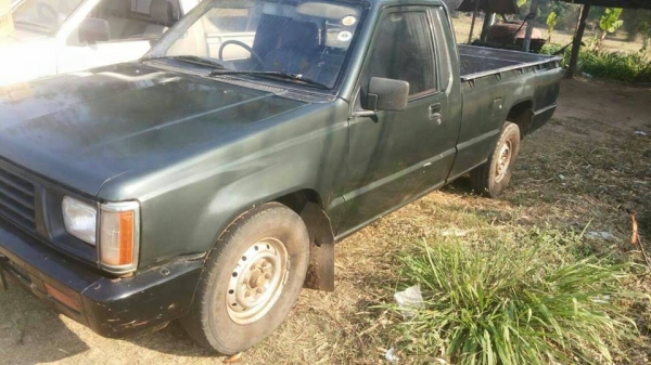 ขายกระบะมิตซู ปี37ตอนเดียว สภาพพร้อมใช้งาน เครื่องดี ภาษีเต็มทะเบียนพร้อมโอน แชชซีสวย บอดี้ภายในครบ