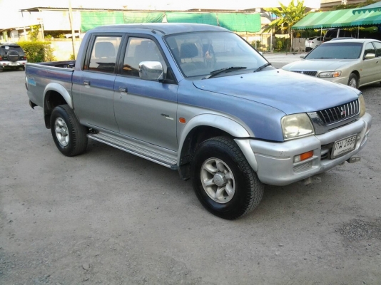 strada 4 ประตู 4wd รถสวยสภาพดีพร้อมใช้ strada 4 ประตู 4wd รถสวยสภาพดีพร้อมใช้