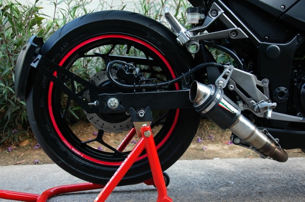 ขาย Kawasaki Z250 สีดำ ปี 2013 Book Service เอกสารพร้อมโอน