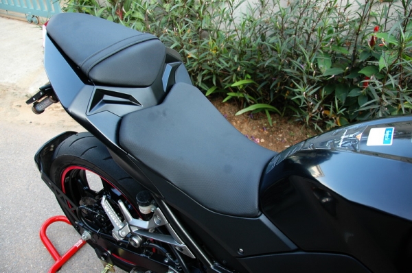 ขาย Kawasaki Z250 สีดำ ปี 2013 Book Service เอกสารพร้อมโอน