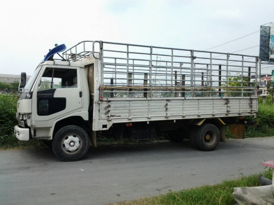 ขายหกล้อ ปี97 175 แรง สนใจโทรเบอร์ 0999730558 ขายหกล้อ ปี97 175 แรง สนใจโทรเบอร์ 0999730558