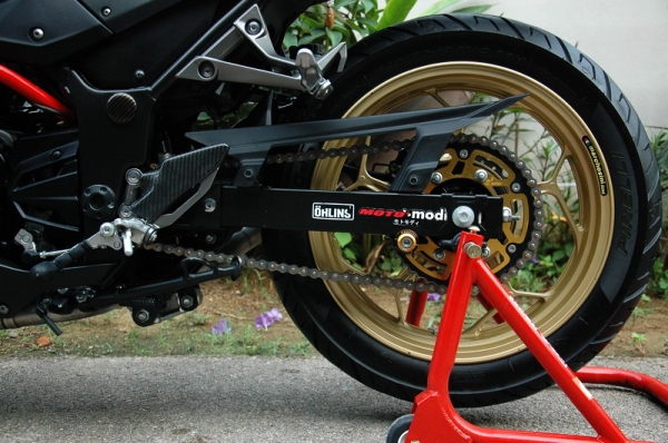 ขาย Kawasaki Z250 ปี 2013 พร้อมของแต่ง Bookservice เอกสารพร้อมโอน