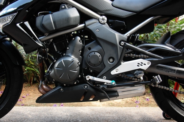 ขาย Kawasaki ER6n ปี 2009 Bookservice เอกสารพร้อมโอน ขาย Kawasaki ER6n ปี 2009 Bookservice เอกสารพร้อมโอน