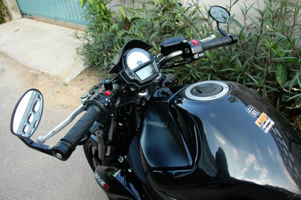 ขาย Kawasaki ER6n ABS สีดำ ปี 2012 Bookservice เอกสารพร้อมโอน