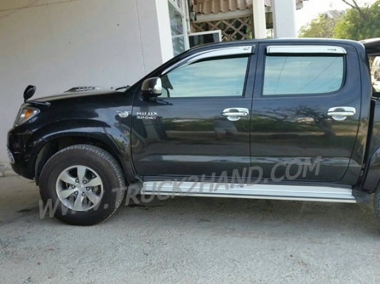 โตโยต้า วีโก้ ปี 2008 เครื่อง 3000 ตัวE เกียร์ ธรรมดา มีฝาป๊อปอัพของแครี่บอยเพิ่งติด โตโยต้า วีโก้ ปี 2008 เครื่อง 3000 ตัวE เกียร์ ธรรมดา มีฝาป๊อปอัพของแครี่บอยเพิ่งติด