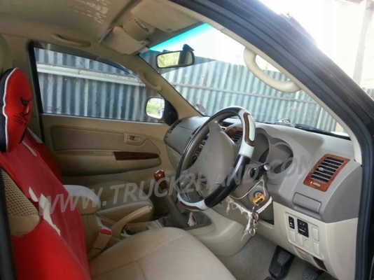 โตโยต้า วีโก้ ปี 2008 เครื่อง 3000 ตัวE เกียร์ ธรรมดา มีฝาป๊อปอัพของแครี่บอยเพิ่งติด โตโยต้า วีโก้ ปี 2008 เครื่อง 3000 ตัวE เกียร์ ธรรมดา มีฝาป๊อปอัพของแครี่บอยเพิ่งติด