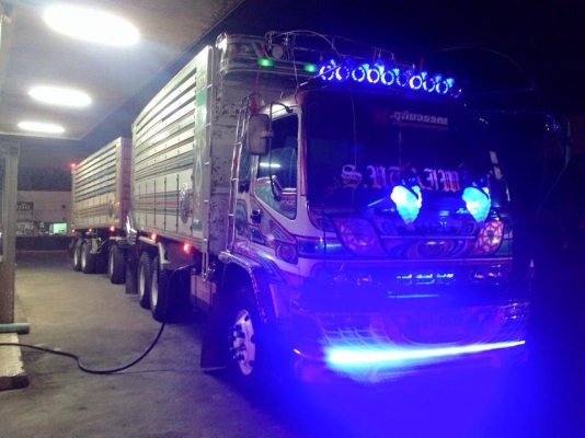 ขายสิบล้อfxz320ปี51