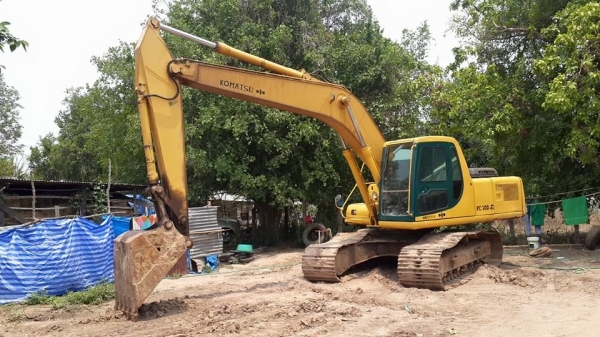 ขายรถขุดแบ็คโคKOMATSU PC200-6 ช่วงช่างดี ไฟฟ้าเต็ม เอวดีบูมสวย แอร์เย็นเครื่องโคมัสสุ ขายรถขุดแบ็คโคKOMATSU PC200-6 ช่วงช่างดี ไฟฟ้าเต็ม เอวดีบูมสวย แอร์เย็นเครื่องโคมัสสุ