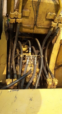 ขายรถขุดแบ็คโคKOMATSU PC200-6 ช่วงช่างดี ไฟฟ้าเต็ม เอวดีบูมสวย แอร์เย็นเครื่องโคมัสสุ