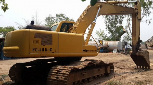 ขายรถขุดแบ็คโคKOMATSU PC200-6 ช่วงช่างดี ไฟฟ้าเต็ม เอวดีบูมสวย แอร์เย็นเครื่องโคมัสสุ ขายรถขุดแบ็คโคKOMATSU PC200-6 ช่วงช่างดี ไฟฟ้าเต็ม เอวดีบูมสวย แอร์เย็นเครื่องโคมัสสุ