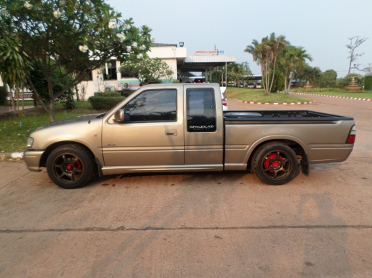 ขายรถกระบะISUZU DRAGONEYE SPACECAB SLX 3.0 MTปี2002ตัวท็อปพวงมาลัยพาเวอร์ระบบไฟฟ้าทั้งคัน รถบ้านแท้ใช้งานน้อยรถคุณหมออยู่โรงพยาบาลปทุมราชวงศา...เครื่องแน่นแรงดีประหยัดน้ำมันสุดๆครัชซี่เดิมสวยไม่มีผุช่วงล่างแน่นปึก สีน้ำตาลสวยทั้งภายนอกภายในเจ้าของรักษารถด