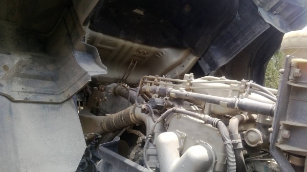 รถอีซูซุ 10 ล้อดั้ม FXZ 360 แรงม้า. ปี 56  ( ขายแม่ , ลูก. ) ( รถวิ่ง 1xx,xxx กว่า กม. )       สนใจติดต่อ  081 - 6079515