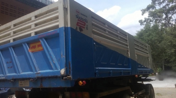 รถอีซูซุ 10 ล้อดั้ม FXZ 360 แรงม้า. ปี 56  ( ขายแม่ , ลูก. ) ( รถวิ่ง 1xx,xxx กว่า กม. )       สนใจติดต่อ  081 - 6079515