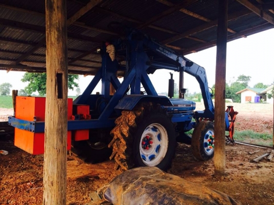 **230,000บ.ต่อรอง///เครื่องคีบอ้อยบูมเดี่ยว กมล ฯ K.M.T.** ขาย เครื่องคีบอ้อย บูมเดี่ยว สภาพสวยๆ เครื่องคีบอ้อย ของ กมลฯ K.M.T.รุ่นK81-370F-3 บูมเดี่ยว คีบอ้อยได้ 300-500 กก. คีบได้สูง 5.50ม. ตัวโคง/คีบ ทำจากเหล็กแบบพิเศษ แข็งแรง ทนทาน แกร่ง ใช้กับ รถไถ F **230,000บ.ต่อรอง///เครื่องคีบอ้อยบูมเดี่ยว กมล ฯ K.M.T.** ขาย เครื่องคีบอ้อย บูมเดี่ยว สภาพสวยๆ เครื่องคีบอ้อย ของ กมลฯ K.M.T.รุ่นK81-370F-3 บูมเดี่ยว คีบอ้อยได้ 300-500 กก. คีบได้สูง 5.50ม. ตัวโคง/คีบ ทำจากเหล็กแบบพิเศษ แข็งแรง ทนทาน แกร่ง ใช้กับ รถไถ F