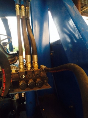 **230,000บ.ต่อรอง///เครื่องคีบอ้อยบูมเดี่ยว กมล ฯ K.M.T.** ขาย เครื่องคีบอ้อย บูมเดี่ยว สภาพสวยๆ เครื่องคีบอ้อย ของ กมลฯ K.M.T.รุ่นK81-370F-3 บูมเดี่ยว คีบอ้อยได้ 300-500 กก. คีบได้สูง 5.50ม. ตัวโคง/คีบ ทำจากเหล็กแบบพิเศษ แข็งแรง ทนทาน แกร่ง ใช้กับ รถไถ F **230,000บ.ต่อรอง///เครื่องคีบอ้อยบูมเดี่ยว กมล ฯ K.M.T.** ขาย เครื่องคีบอ้อย บูมเดี่ยว สภาพสวยๆ เครื่องคีบอ้อย ของ กมลฯ K.M.T.รุ่นK81-370F-3 บูมเดี่ยว คีบอ้อยได้ 300-500 กก. คีบได้สูง 5.50ม. ตัวโคง/คีบ ทำจากเหล็กแบบพิเศษ แข็งแรง ทนทาน แกร่ง ใช้กับ รถไถ F