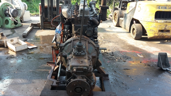 ขายเครื่องนิสสันPD6-260แรง พร้อมเกียร์ พร้อมใช้งาน เครื่องแน่นสตาร์ที่เดียวติด มีปั๊มลมไดชาตพร้อม ซื้อมาใช้ผลักน้ำตอนน้ำท่วมครั้งเดียว ขายถูกครับ 85000 บาท เท่านั้นมาลองติดดูได้ครับ