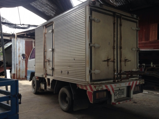 ขาย6ล้อเล็ก ISUZU,NKR 5TH, เครื่อง 110แรงม้า