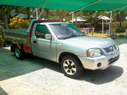 นิสสันฟรอนเทียร์ ปี 03 ดั้มพ์