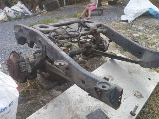 ขาย คานหลังติดแชสซี