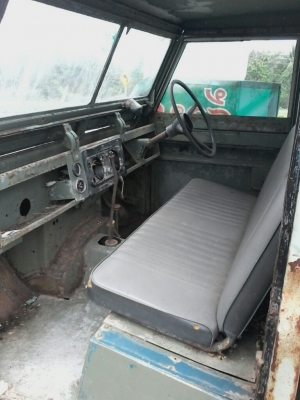 ร้านm601ขายแลนโรเวอร์..ราคาถูก4x4ครบ