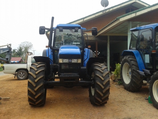 ขายแล้วครับ ขอบคุณเสี่ยหมู บ่อพลอยครับ NEW HOLLAND TM125 เครื่อง6สูบเทอร์โบ เกียร์20X16 ระบบธรรมดา