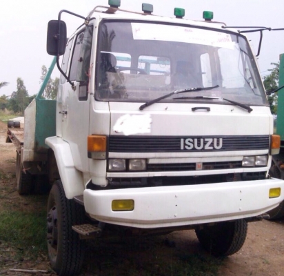 ืNISSAN UD CW 30M - 320 HP PF6 สิบล้อ 2 เพลา เทรลเลอร์ท้ายลาดขึ้นแบ็คโฮร CAT 320 รถไม่มีเอกสารเล่มทะเบียนนะครับเป็นสัญญาซื้อขาย รถสวยสภาพดีมากครับพร้อมใช้งานได้เลย วางหัวเก๋งร็อกกี้อย่างสวยภายในเก๋งคอนโซลสวยครบ แอร์เย็น พวงมาลัยเพาเวอร์ ระบบเบรคทริ๊ปฟี้คร