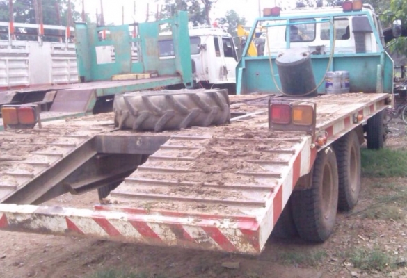 ืNISSAN UD CW 30M - 320 HP PF6 สิบล้อ 2 เพลา เทรลเลอร์ท้ายลาดขึ้นแบ็คโฮร CAT 320 รถไม่มีเอกสารเล่มทะเบียนนะครับเป็นสัญญาซื้อขาย รถสวยสภาพดีมากครับพร้อมใช้งานได้เลย วางหัวเก๋งร็อกกี้อย่างสวยภายในเก๋งคอนโซลสวยครบ แอร์เย็น พวงมาลัยเพาเวอร์ ระบบเบรคทริ๊ปฟี้คร