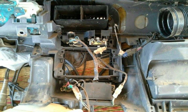 ขายคอนโซน โตโยต้าไมตี้ สภาพสวย ครบชุด พร้อมอุปกรณ์ สภาพยังใหม่ๆ สวย ไม่แตก ไม่ขำรุด ขายคอนโซน โตโยต้าไมตี้ สภาพสวย ครบชุด พร้อมอุปกรณ์ สภาพยังใหม่ๆ สวย ไม่แตก ไม่ขำรุด