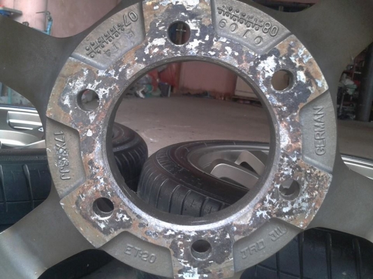 ขายล้อ te37 6รู 17*8+ยาง 12500 ขายล้อ te37 6รู 17*8+ยาง 12500