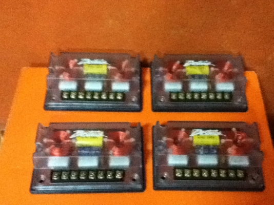 ขาย Passive ยี่ห้อ Bostwick คู่ละ 200.-