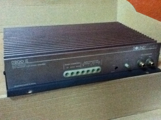 ขายแอมป์ SoundStream รุ่น D200 II(2ch) สภาพสวยๆ 2200.-