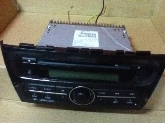 ขายวิทยุเดิม MITSUBISHI(มิราจ)เล่นMP3,CD,USBสภาพสวยๆราคาถูกๆ 1900.-