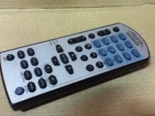 ขายรีโมท DVD ยี่ห้อ KENWOOD รุ่น RC-DV340 ตัวละ 400.-
