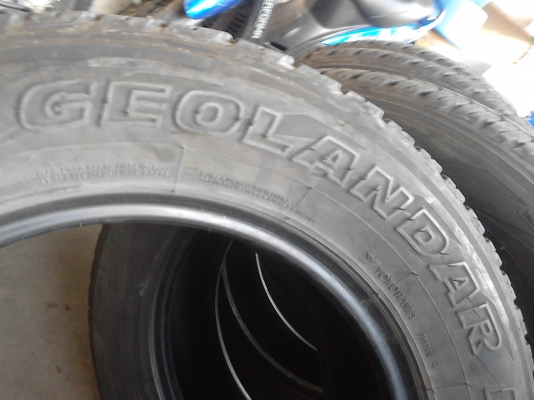 225/60R17 YOKOHAMA H/T-S ปี 2012 ชุด 4 เส้น tel.081-427-3941