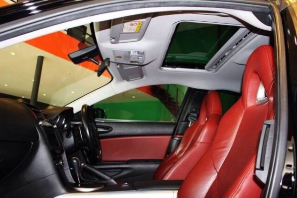 ขาย Mazda RX8 Minor Change ปี 2009 รถออกศูนย์ เกียร์ 6 สปีด ตัว top สุด เกียร์ A/T ภายในเบาะหนังสีแดงปรับไฟฟ้า มีเมโมรี่ เบาะอุ่น ซันลูฟ เครื่องเสียง Bose DVD กล้องถ้อย มัลติฟันชั่นครบ ชุดแต่ง Minor Change แท้รอบคัน สภาพเหมือนใหม่ รับประกันไม่เคยมีชน สภาพ