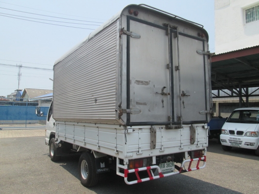 ขาย Isuzu NKR 4ล้อ ไม่ติดเวลา ตู้บรรทุก ปี28.