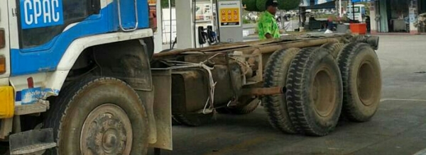 สิบล้อ ร็อค PZเครือง 6RB-240แรง 2เพา สภาพพร้อมใช้งาน ทะเบียนพร้อมโอน (หัวแคชซี) รายละเอียดจะเพิ่มอีก ครับ