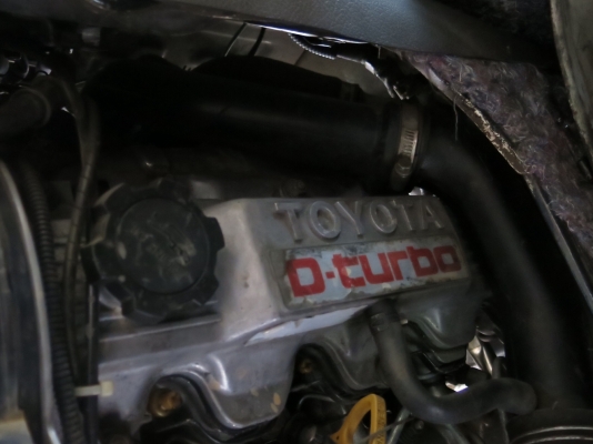 เครื่อง toyota 2 c turbo 2000cc พร้อม เกียร์ เครื่อง toyota 2 c turbo 2000cc พร้อม เกียร์
