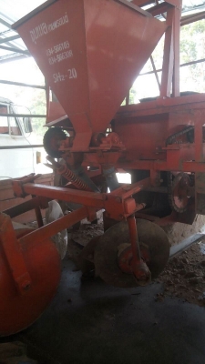 ขายเครื่องปลูกอ้อยร่องคู่ ใหม่ๆเลยครับถูกๆ 39000